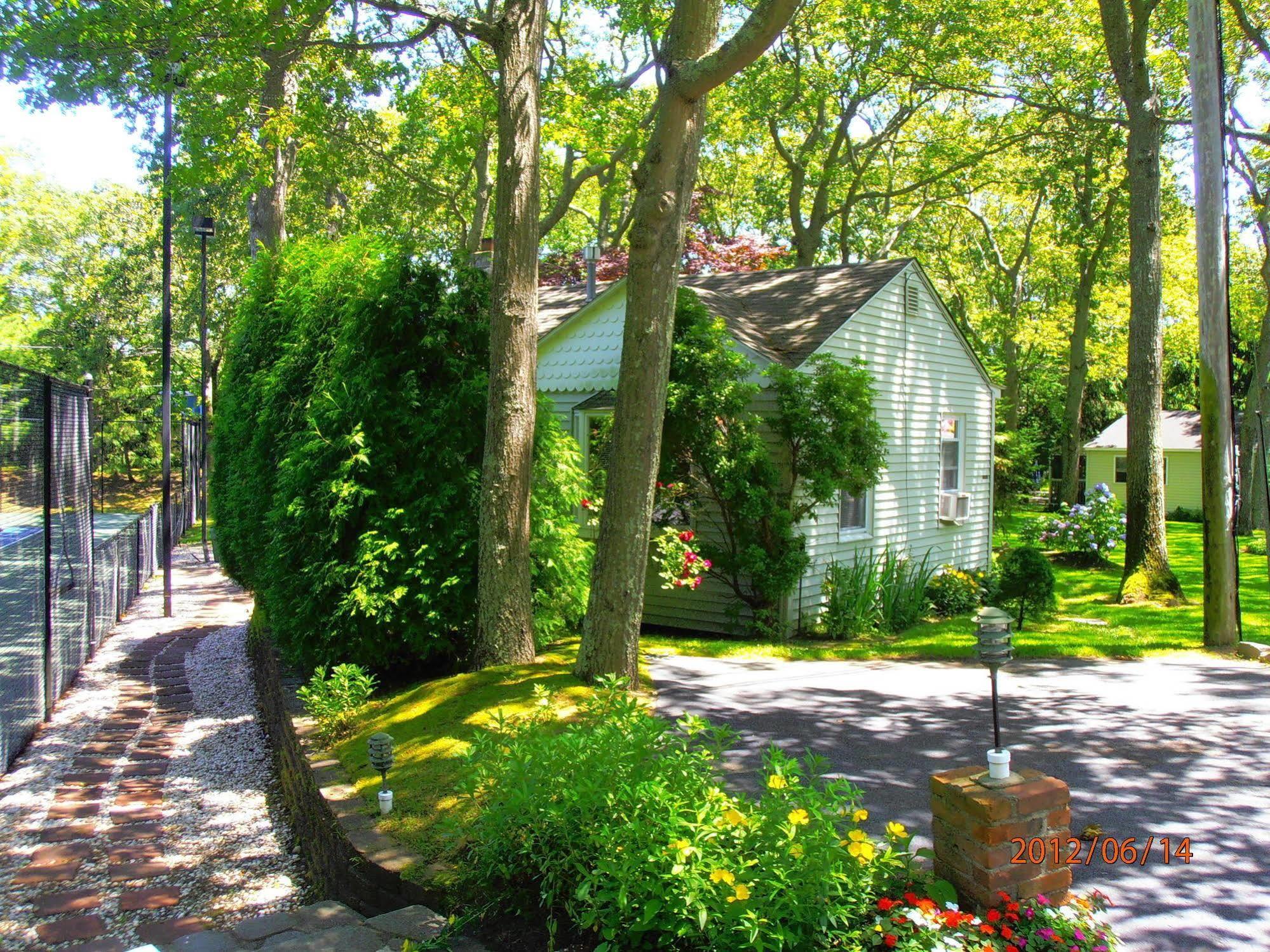 Hamptons Vacation Inn Hampton Bays Exterior foto